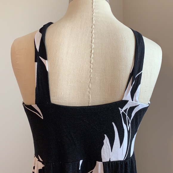 Floral maxi dress - Picture 2 of 11